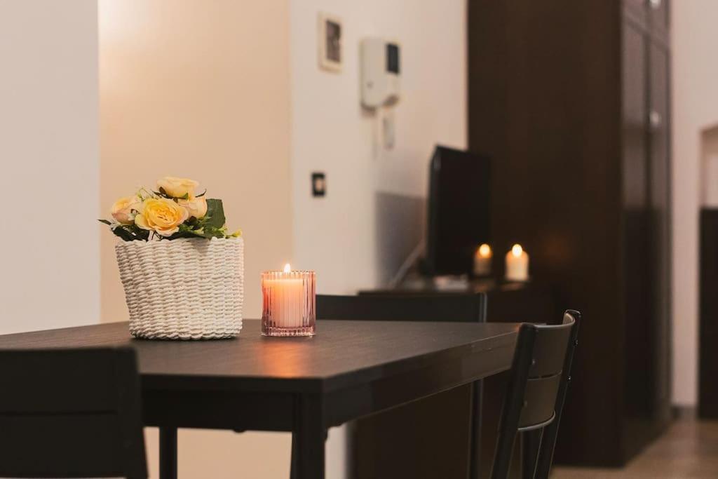 Trani -Suite ❉Marmor - Elegante Casa Storica ❉ Extérieur photo